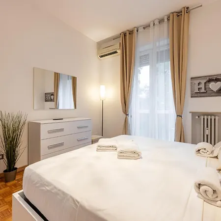 Apartment Sansiro75 Large 3bdr With Private Garage Near To Fiera And Stadium