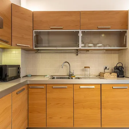 Sansiro75 Large 3bdr With Private Garage Near To Fiera And Stadium Milan