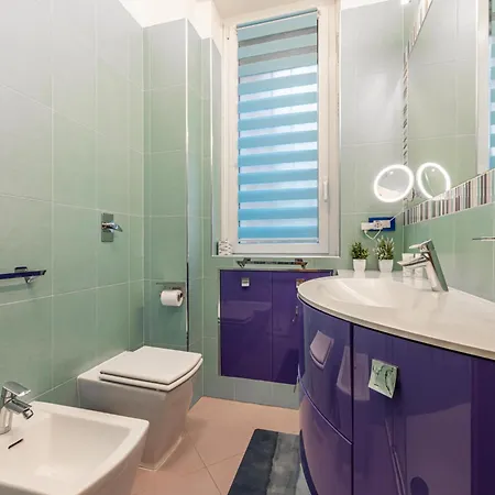 Apartment Sansiro75 Large 3bdr With Private Garage Near To Fiera And Stadium Milan