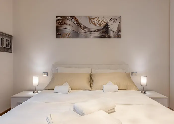 Sansiro75 Large 3bdr With Private Garage Near To Fiera And Stadium ميلان
